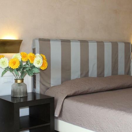 Relais La Maison De Luxe โรม ภายนอก รูปภาพ