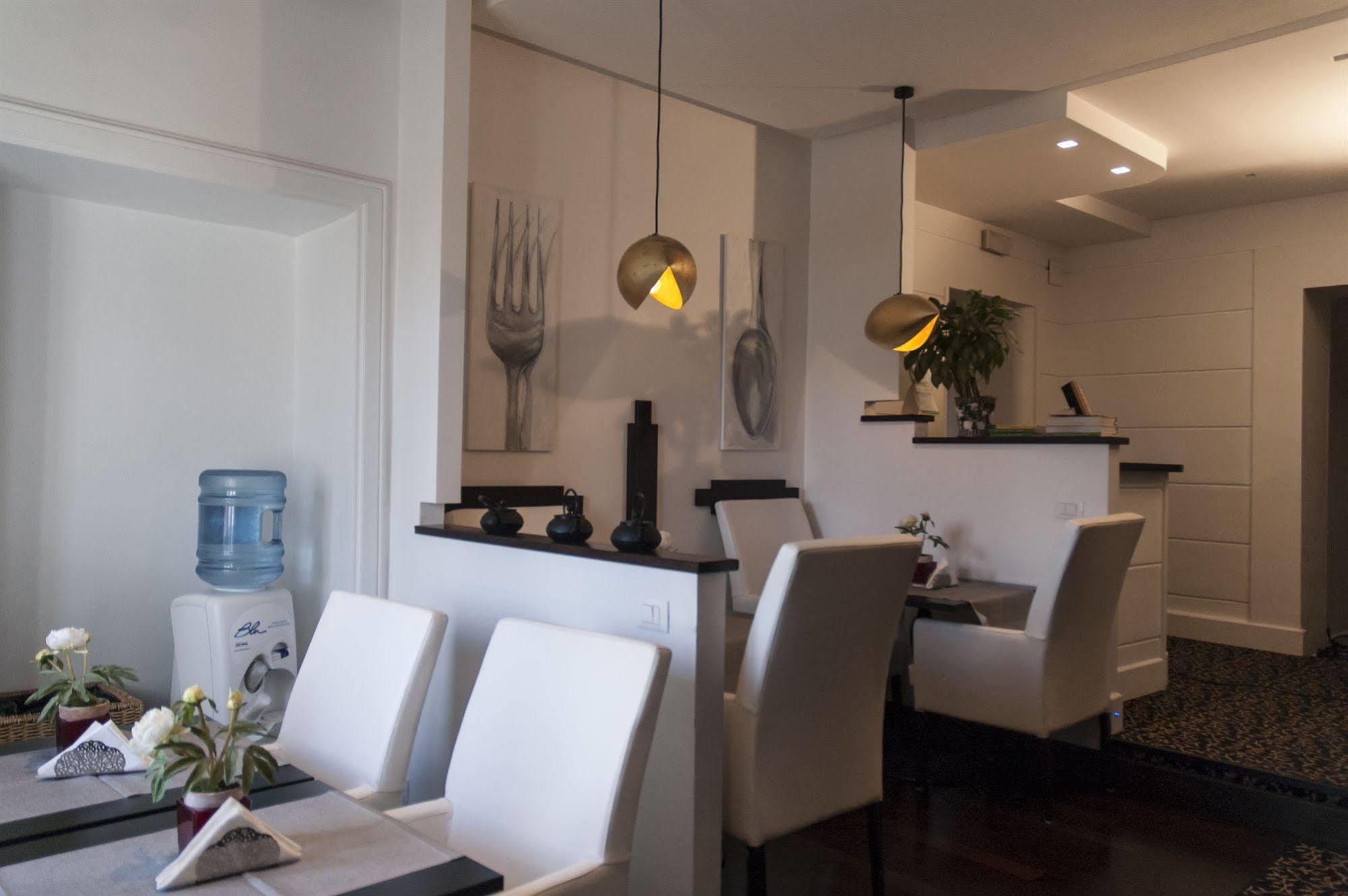 Relais La Maison De Luxe โรม ภายนอก รูปภาพ