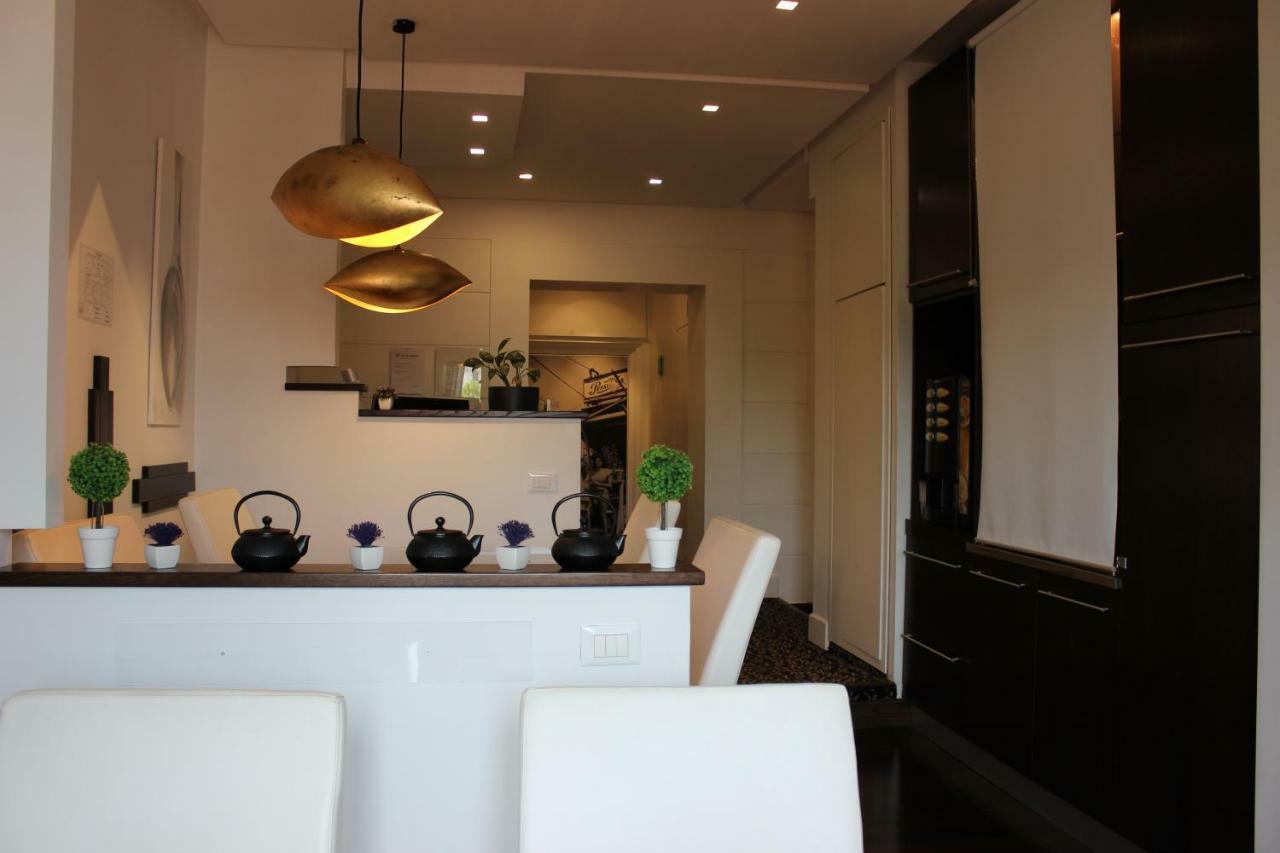 Relais La Maison De Luxe โรม ภายนอก รูปภาพ